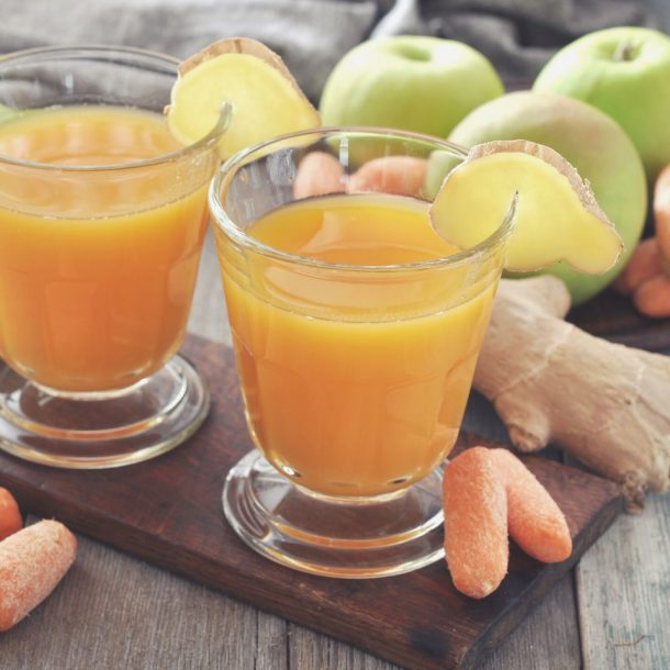 apple and carrot juice with ginger